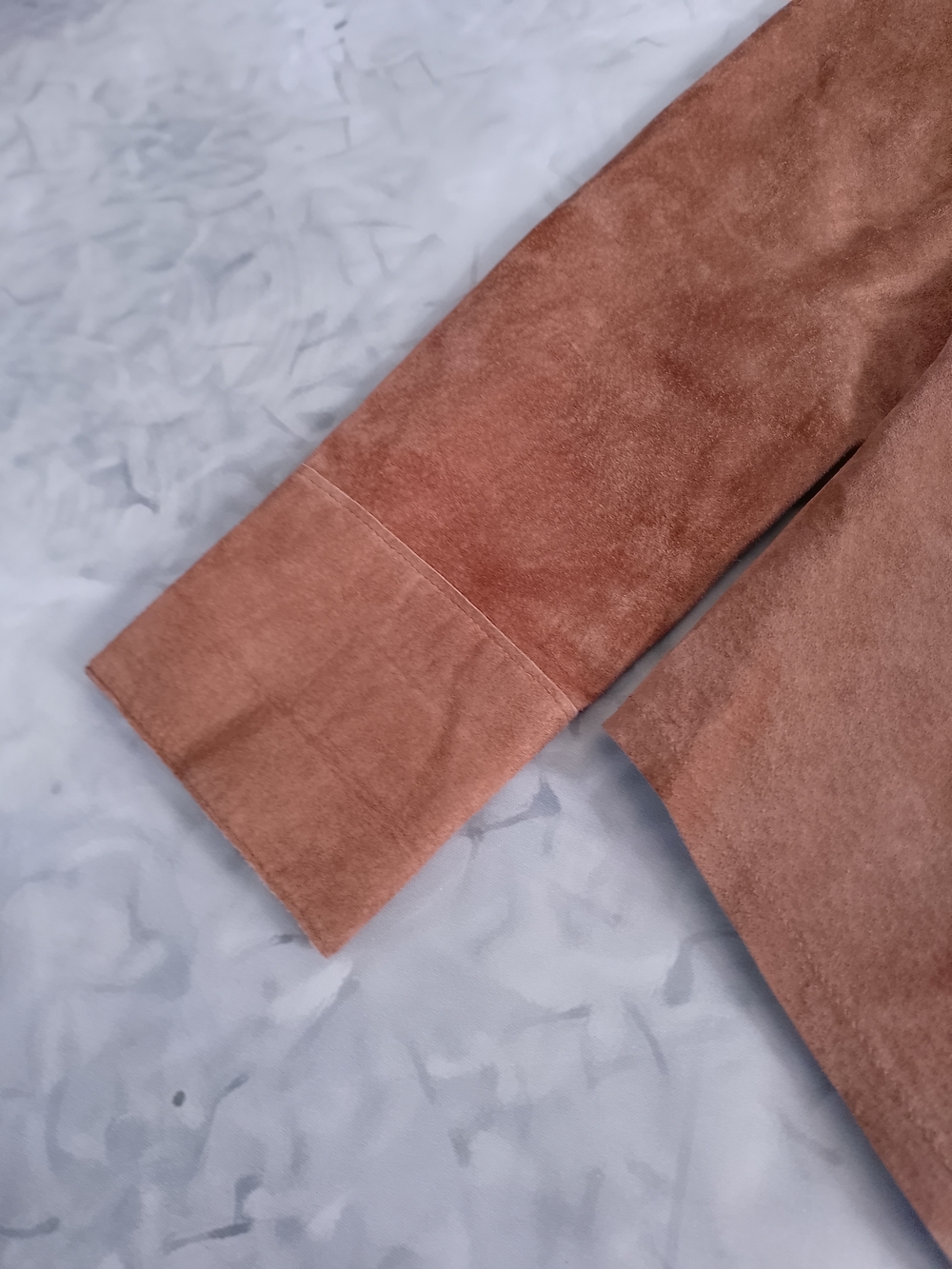 Vintage ROOTS Suede Button-Up Shirt Jacket - Brown - Picture 6 of 10
